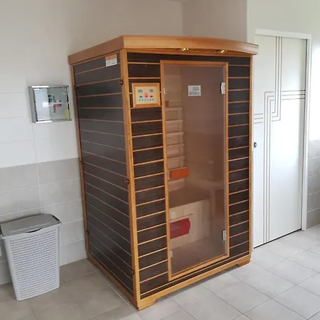 Вилла Les Embruns