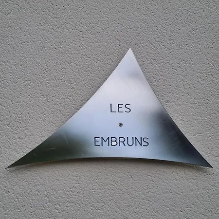 Вилла Les Embruns Ла-Транш-сюр-Мер