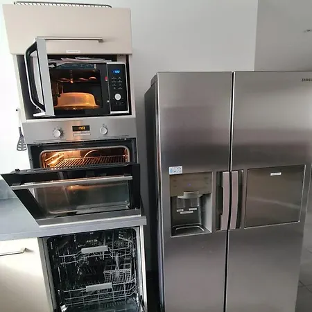 Les Embruns Ла-Транш-сюр-Мер