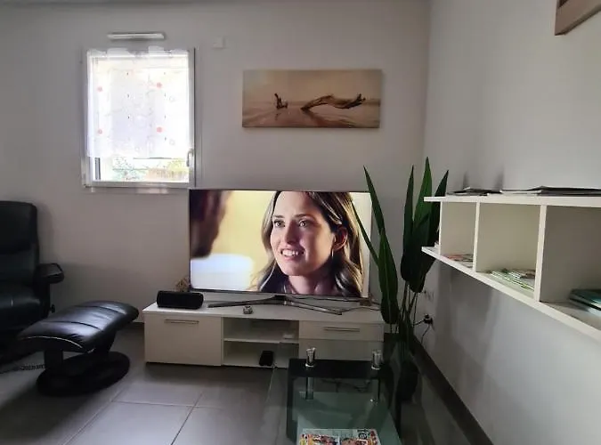 Βίλα Les Embruns *