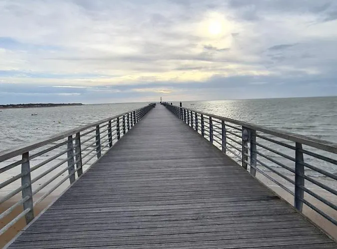 Les Embruns Βίλα